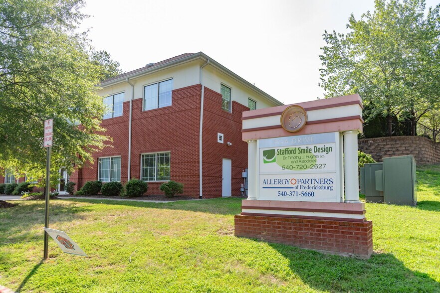More Photos Of 12 PGA Dr, Stafford Medical For Lease