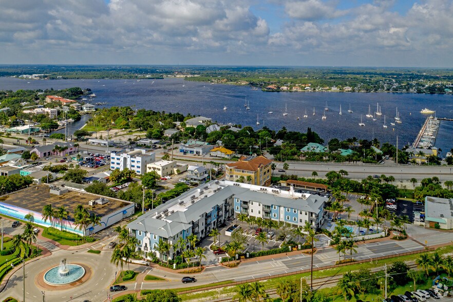 More Photos Of 201 SW Joan Jefferson Way, Stuart Apartments For Sale