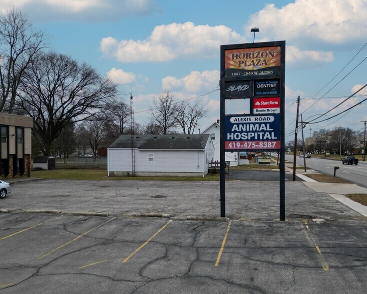 More Photos Of 1837 W Alexis Rd, Toledo Office For Sale