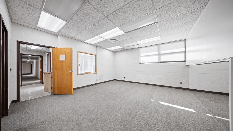 More Photos Of 1600 Toledo Rd, Norwalk Light Distribution For Lease