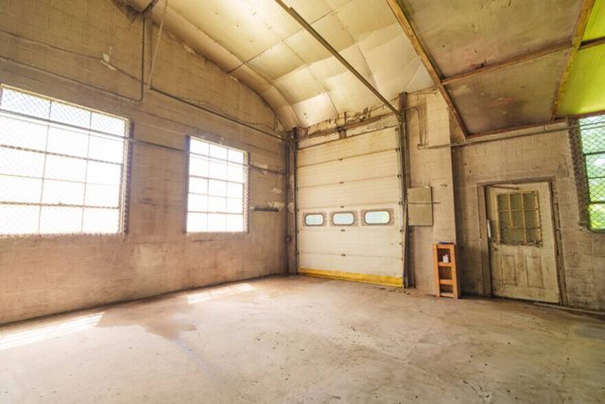 More Photos Of 210 W Main St, Hartford Freestanding For Sale