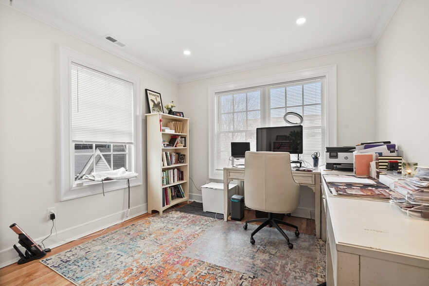 More Photos Of 24 Hoyt St, Stamford Apartments For Sale