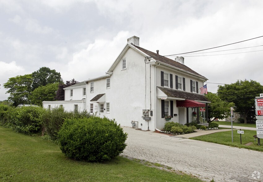 More Photos Of 462 Germantown Pike, Lafayette Hill Office For Lease