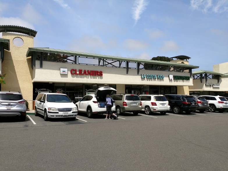 Primary Photo Of 362-398 N El Camino Real, Encinitas Unknown For Lease