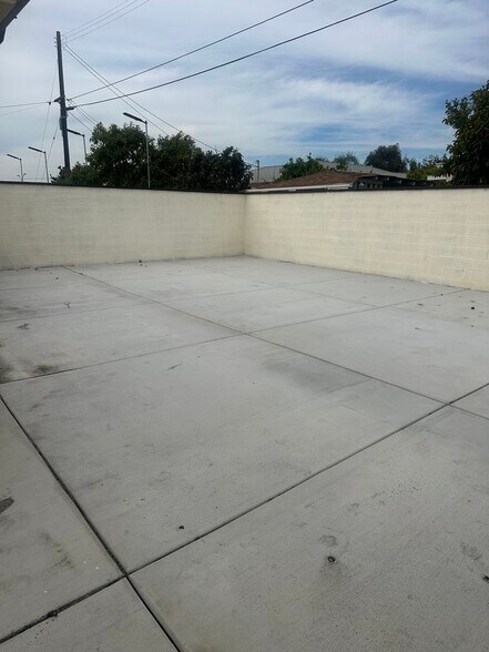 More Photos Of 21617 Figueroa St, Carson Medical For Sale