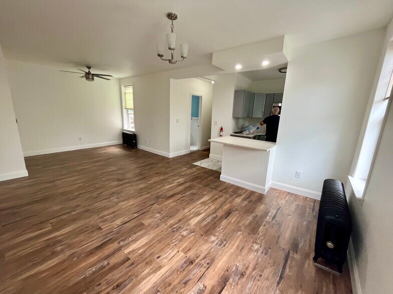 More Photos Of 41-01 48th St, Sunnyside Apartments For Lease