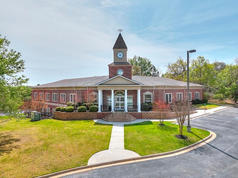 More Photos Of 500 Plantation Park Dr, Loganville Office For Lease