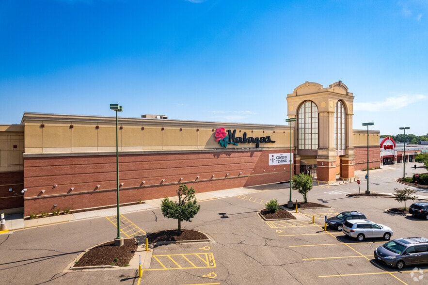 Primary Photo Of 1390-1440 W University Ave, Saint Paul Unknown For Lease