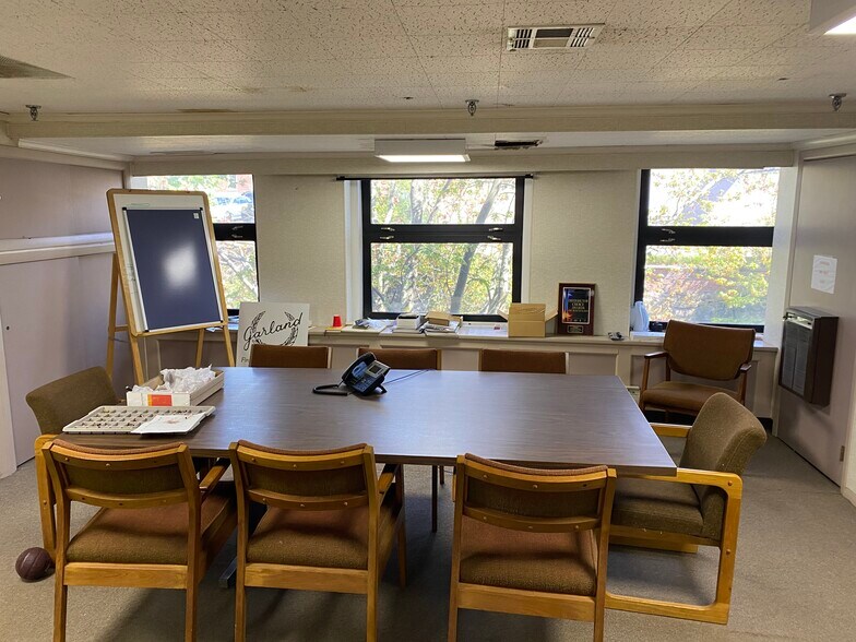 More Photos Of 1 S Main St, Coventry Manufacturing For Lease