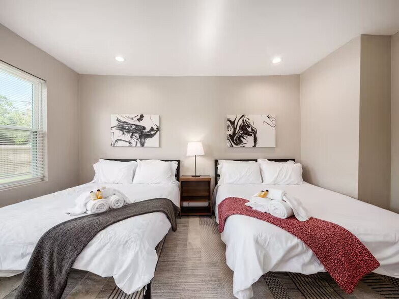 More Photos Of 370-372 Forest St, Columbus Apartments For Sale