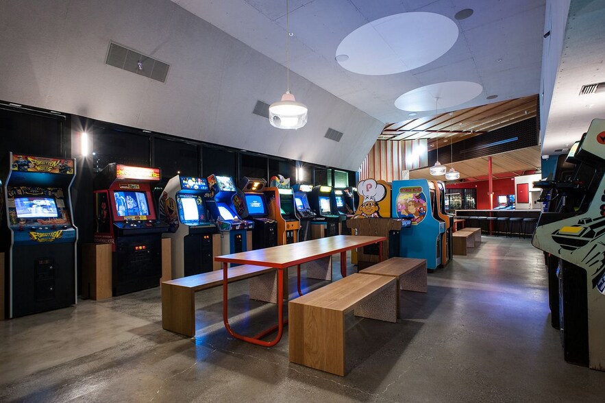 More Photos Of 1371-1397 W Sunset Blvd, Los Angeles Storefront Retail Residential For Lease