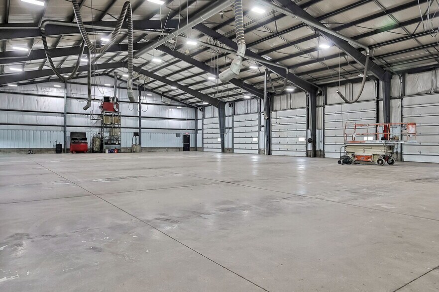 More Photos Of 10640 Lancaster Rd, Hebron Unknown For Lease