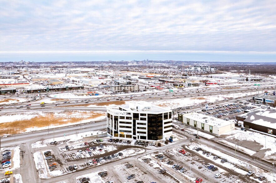 More Photos Of 1020 Rue Bouvier, Québec Coworking Space