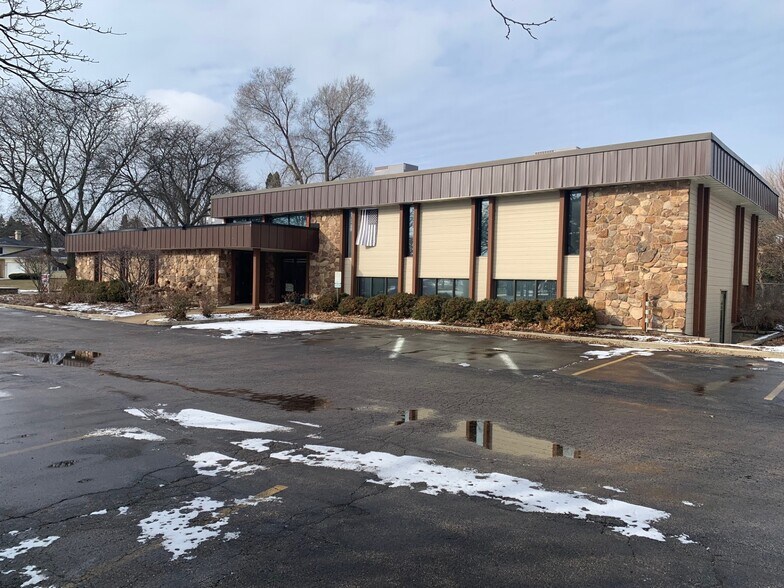 Primary Photo Of 85 Market St, Elgin Office For Sale