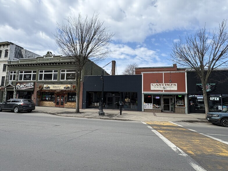 More Photos Of 968 Elm St, Manchester Storefront For Lease