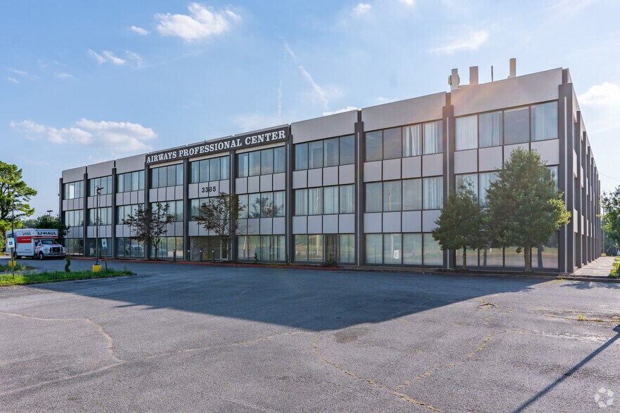 More Photos Of 3385 Airways Blvd, Memphis Office For Sale
