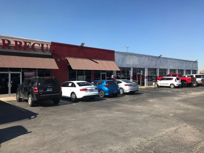 More Photos Of 3317 Inwood Rd, Dallas Auto Repair For Lease