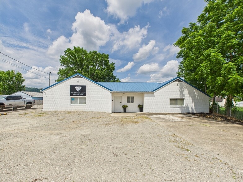 Primary Photo Of 2404 Grant Ave, Saint Albans Freestanding For Sale