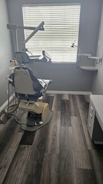 More Photos Of 3505 E Harmon Ave, Las Vegas Medical For Lease