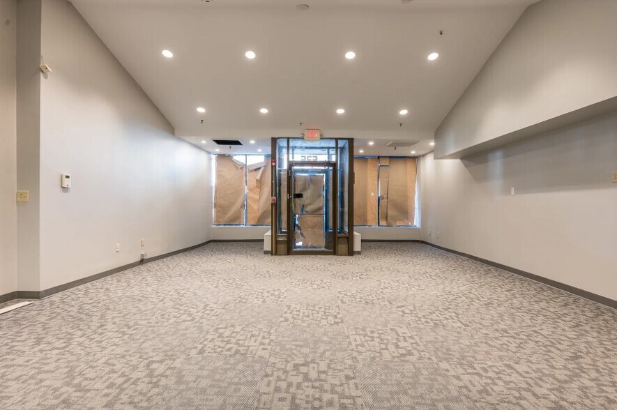 More Photos Of 531-545 Main St, Worcester Office For Sale