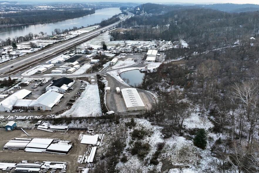 More Photos Of 150 Ayers Blvd, Belpre Light Distribution For Lease