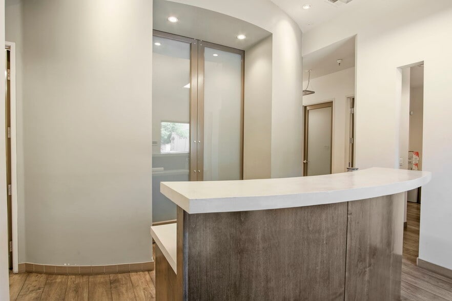 More Photos Of 2262 Maryann Dr, Turlock Manufacturing For Sale