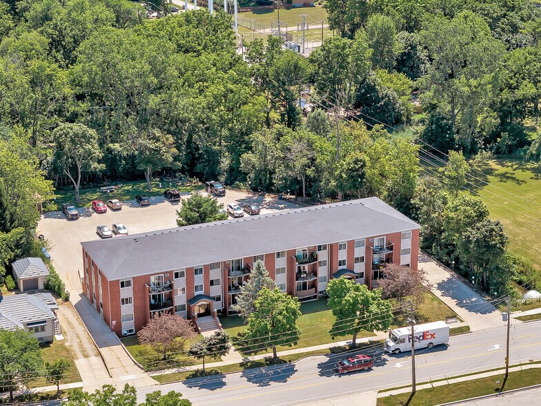 Primary Photo Of 109 Division St N, Kingsville Apartments For Sale