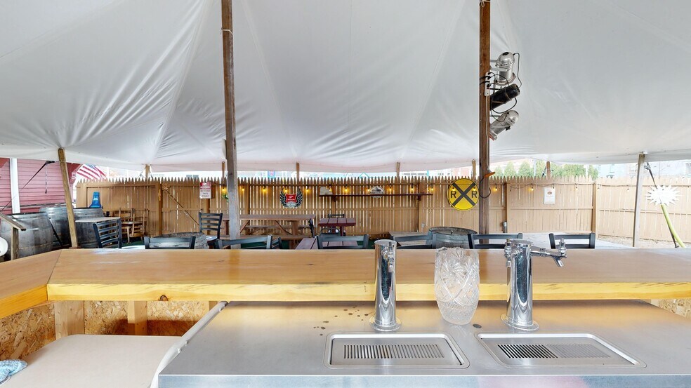 More Photos Of 695 Lisbon St, Lisbon Restaurant For Sale