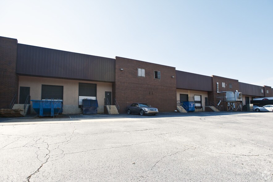 More Photos Of 1218 Six Flags Rd, Austell Distribution For Lease