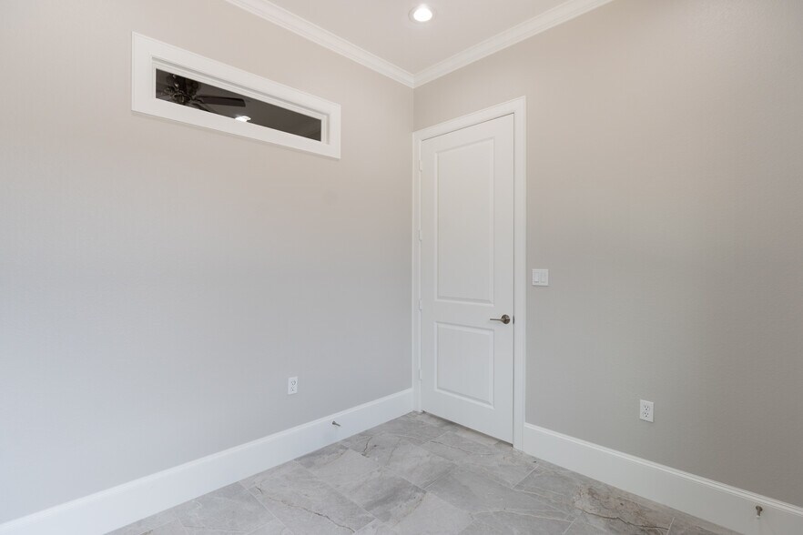 More Photos Of 12414 Spring Cypress Rd, Tomball Medical For Sale