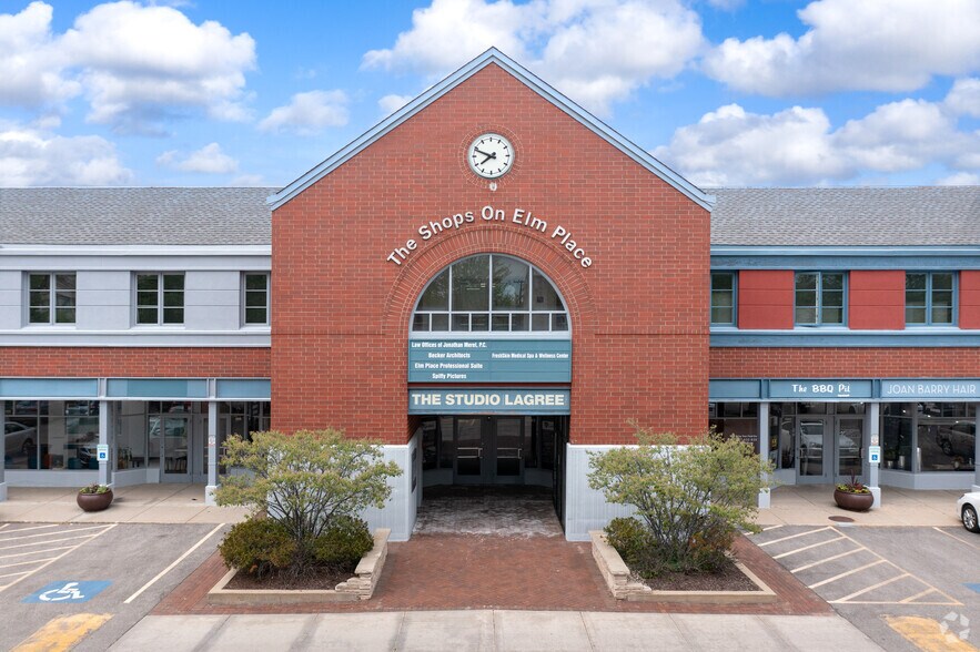 More Photos Of 581-607 Elm Pl, Highland Park General Retail For Lease