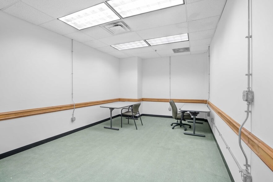 More Photos Of 46650 Corporate Dr, Lexington Park Office For Sale