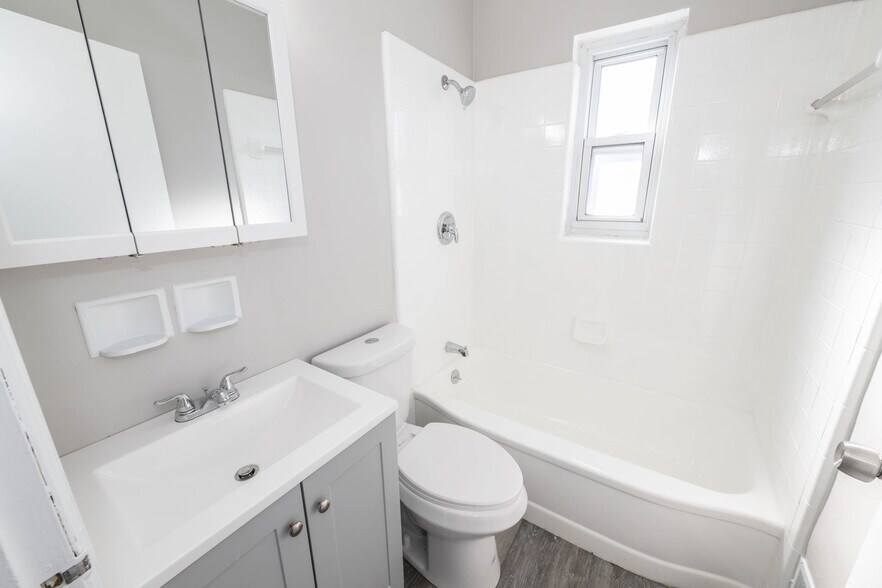 More Photos Of 2808 San Rae Dr, Dayton Multifamily For Sale