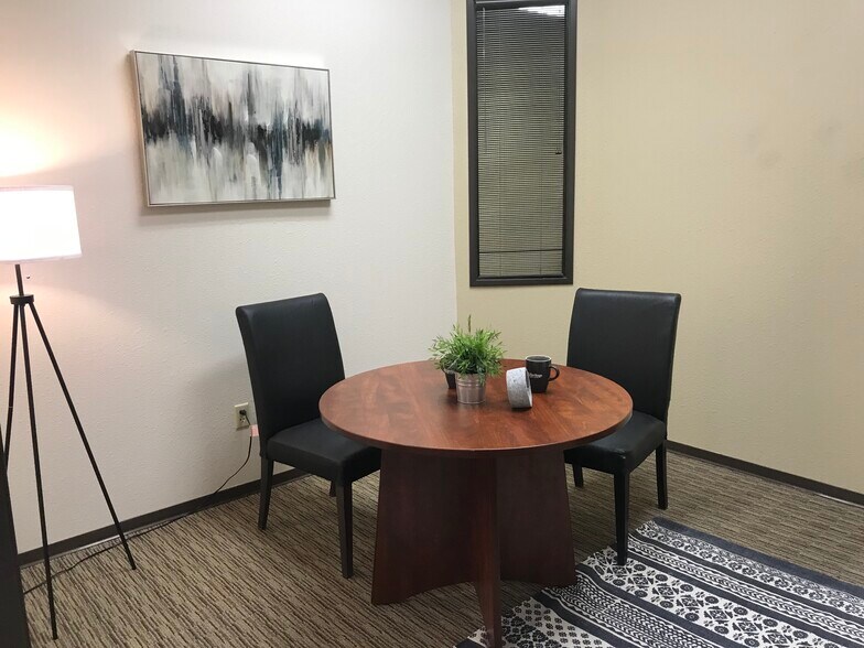 More Photos Of 1000 Heritage Center Cir, Round Rock Office For Sale