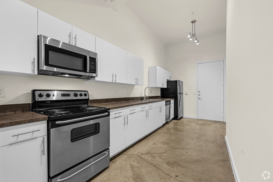 More Photos Of 1403 Slocum St, Dallas Apartments For Lease