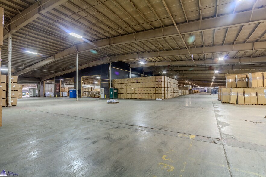 More Photos Of 7845 Carneal Rd, West Paducah Warehouse For Sale