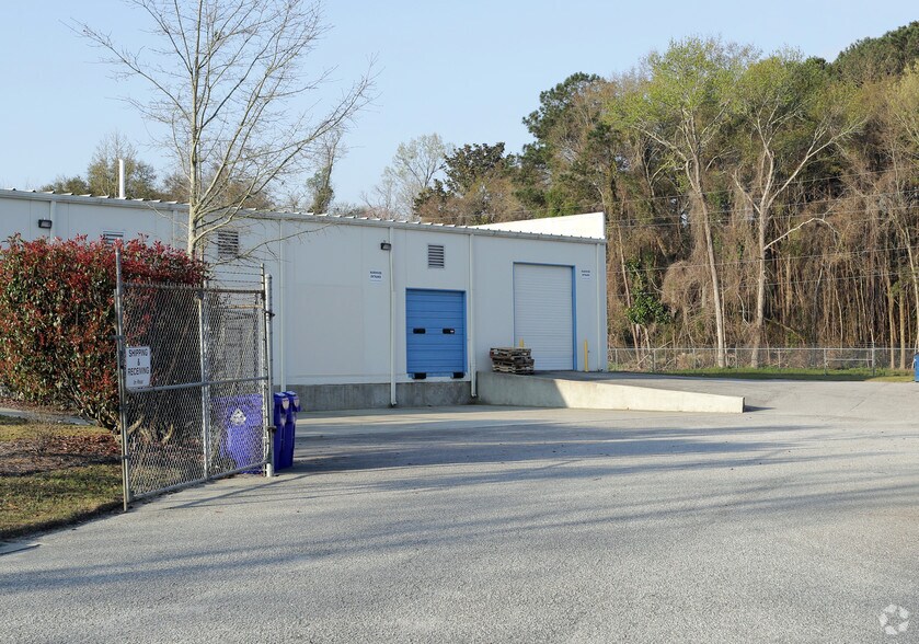 More Photos Of 7221 Investment Dr, Charleston Flex For Sale