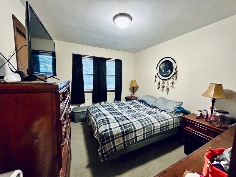 More Photos Of 207 S Main St, Louisiana Apartments For Sale