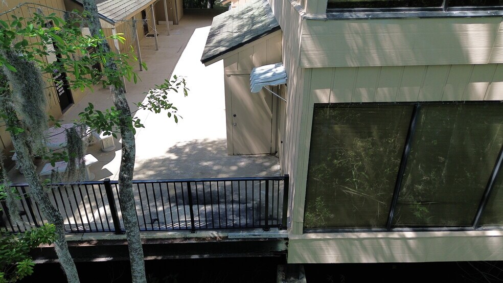 More Photos Of 2301 Park Ave, Orange Park Medical For Lease