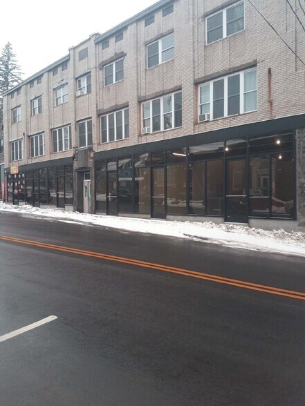 Primary Photo Of 19 Chestnut St, Liberty General Retail For Lease