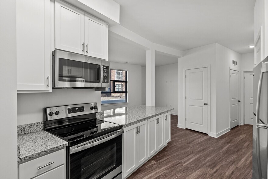 More Photos Of 451 Church St, Norfolk Apartments For Lease