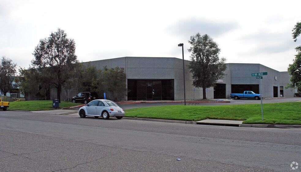 More Photos Of 27460 Aqua Vista Way, Temecula Manufacturing For Lease