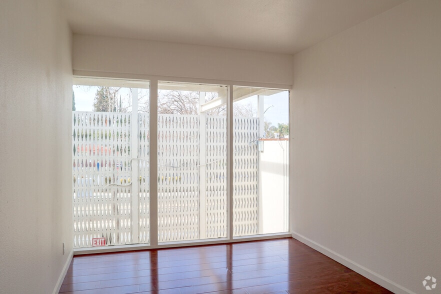 More Photos Of 556 N 1st St, San Jose Medical For Sale