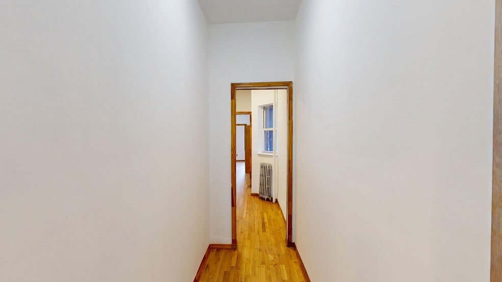 More Photos Of 954 Manhattan Ave, Brooklyn Apartments For Sale