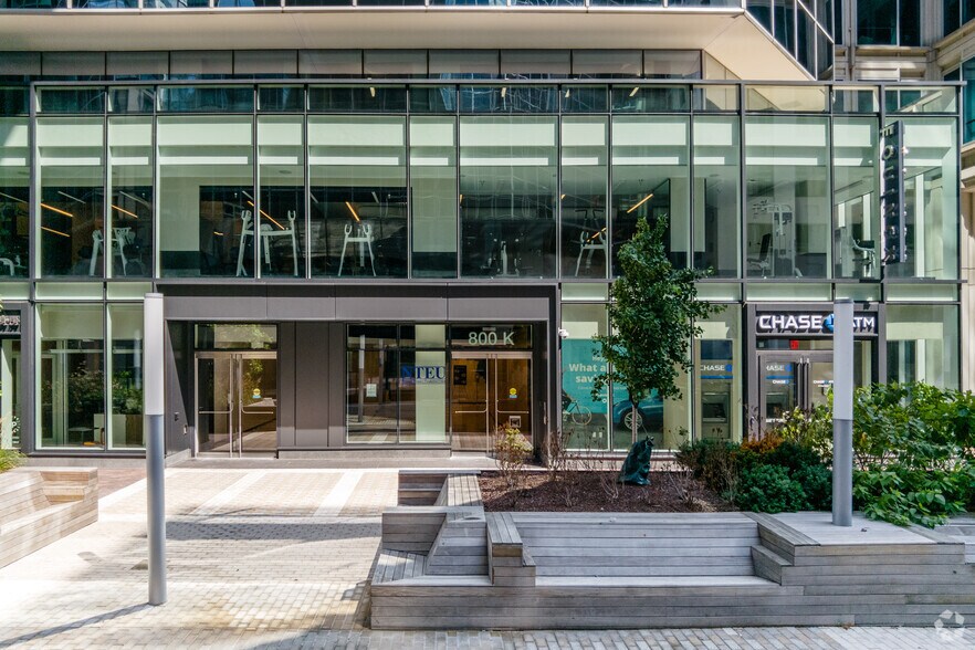 More Photos Of 800 K St NW, Washington Office For Lease