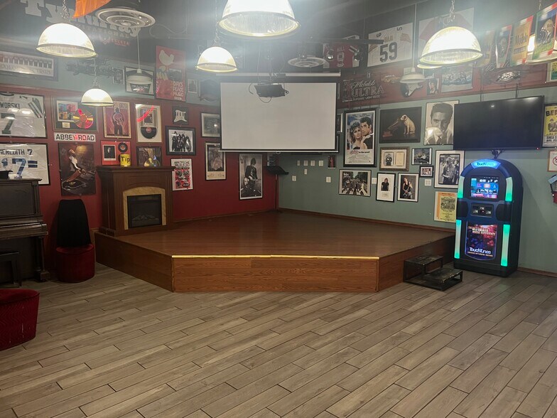 More Photos Of 107 W Coal Ave, Gallup Restaurant For Sale