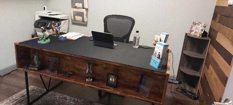 More Photos Of 1417 Hamlin Ave, Saint Cloud Warehouse For Lease