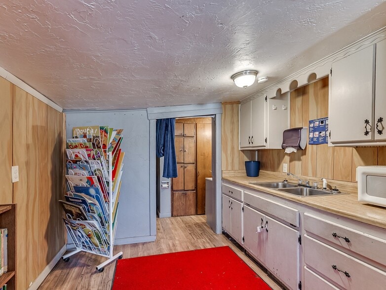 More Photos Of 1419 W London St, El Reno Religious Facility For Sale