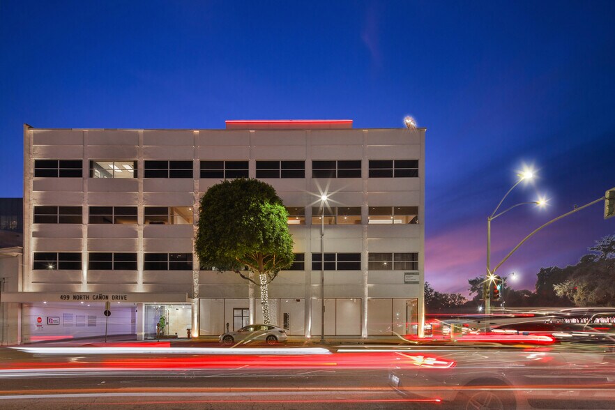 More Photos Of 499 N Canon Dr, Beverly Hills Office Residential For Lease