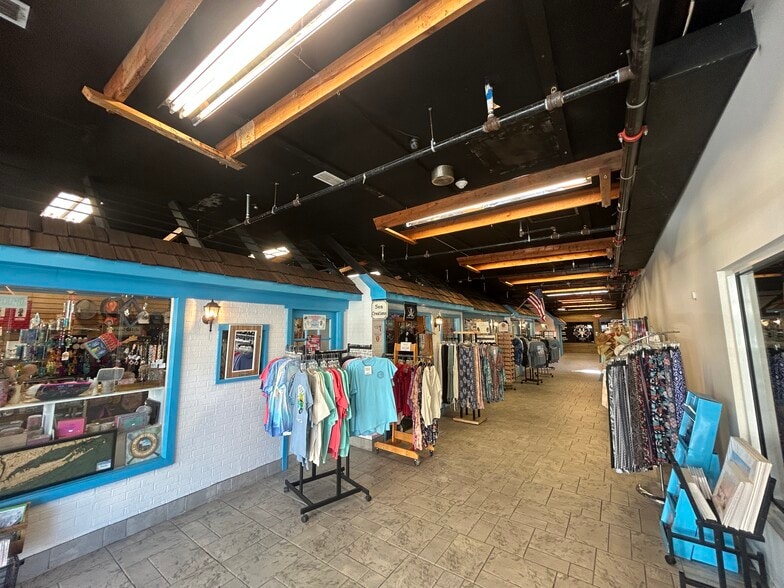 More Photos Of 134 Main St, Port Jefferson Restaurant For Sale